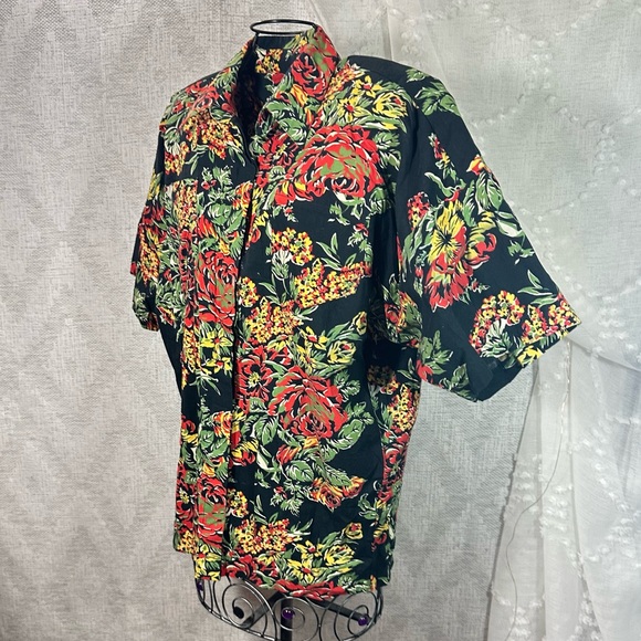 Vintage Norma Kamali black floral button up with shoulder pads size S - Picture 2 of 8
